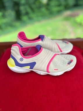 Nike Sneakers in Beige, Pink & Purple